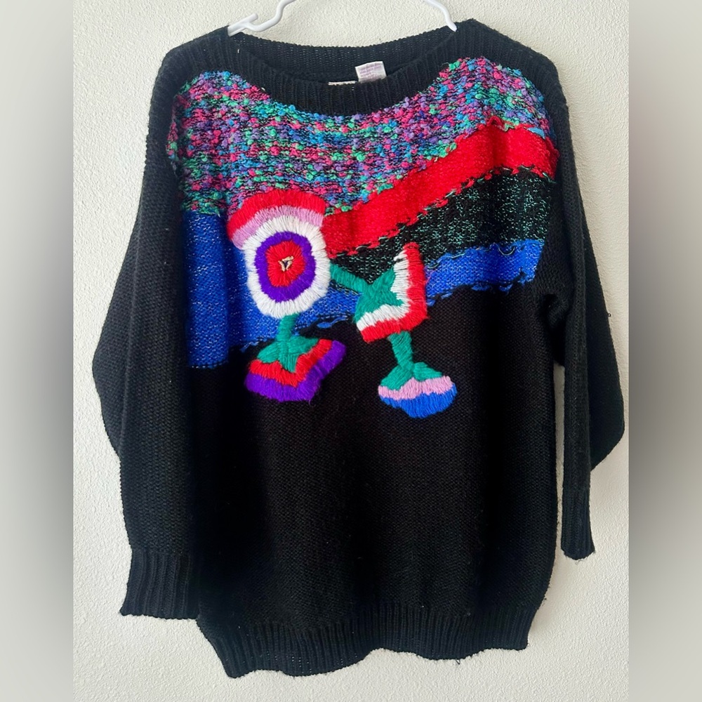 Vintage Basket of Yarn Colorful Patterned Women's Black Sweater - size large